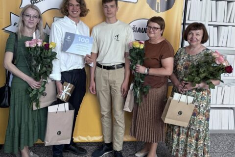 FE20D8CE-3830-45F5-A850-79D002C676B7